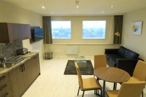 Private kitchen - Quay Apartments Newport (Newport)