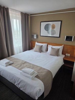 Room - Bellevue Hotel (Ilinden)