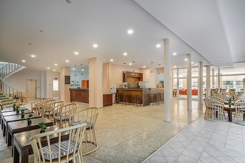 Gloria Saints Constantine And Helena