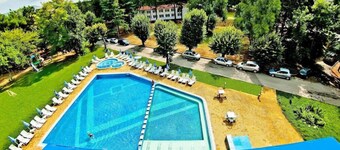 Gloria Saints Constantine And Helena