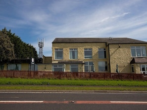 Exterior - Knowesgate Inn Northumberland National Park (Newcastle-upon-Tyne)