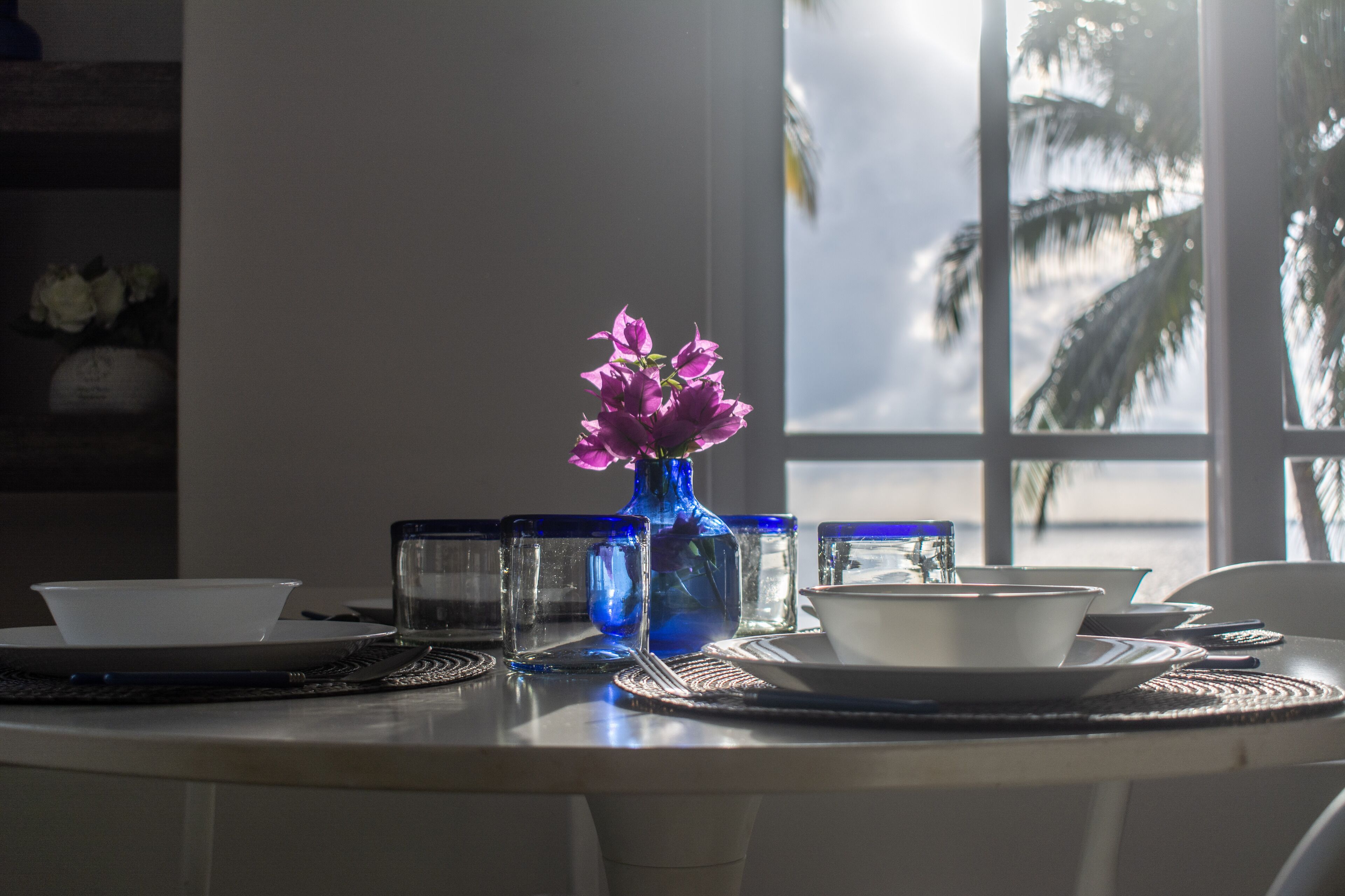 superior suite, 2 bedrooms, lagoon view | living area | tv, netflix, streaming services