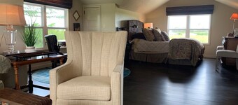 A classic barn loft, reinterpreted.