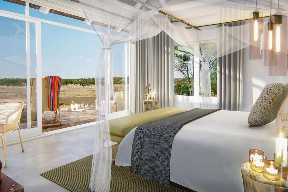 Honeymoon Suite | 1 bedroom, desk, iron/ironing board (on request), bed sheets