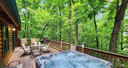 Secluded Getaway with Private Hot Tub!