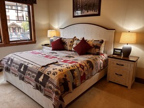 4 Schlafzimmer, Bügeleisen/Bügelbrett, Internetzugang, Bettwäsche