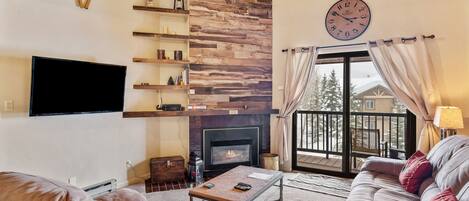 TV, fireplace, DVD player