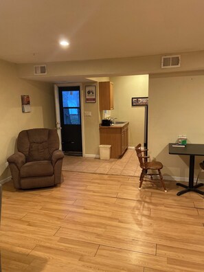 Interior - Private Cottage (Mastic Beach)