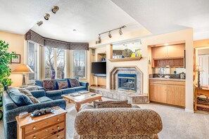 TV, fireplace, DVD player, stereo