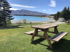 Lake view - Lakes Edge Holiday Park (Lake Tekapo)