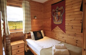 2 slaapkamers, een strijkplank/strijkijzer, gratis wifi, beddengoed