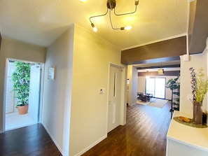 Condo (Tall House) | Free WiFi, bed sheets - Chatan Tall House (Chatan)