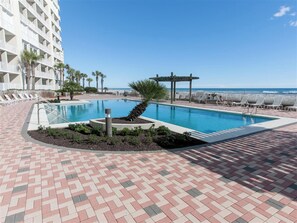 Piscine couverte