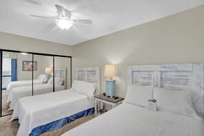 3 chambres, fer et planche à repasser, Wi-Fi gratuit, draps fournis