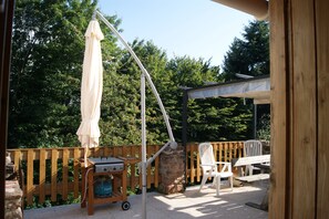 Outdoor dining - GITE LE PETIT COOKIE (Dabo)