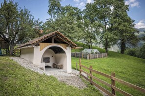 Exterior - Holiday Apartment "Oberplunerhof - FeWo Gitschberg" with Wi-Fi and Balcony (Kiens)