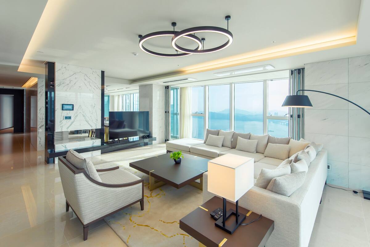 Penthouse (Haeundae Beach View) | 高档床上用品、客房内保险箱、隔音、免费 WiFi
