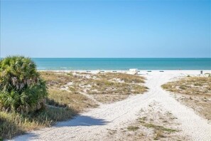 Uklassifisert bilde, 4 av 33, knapp