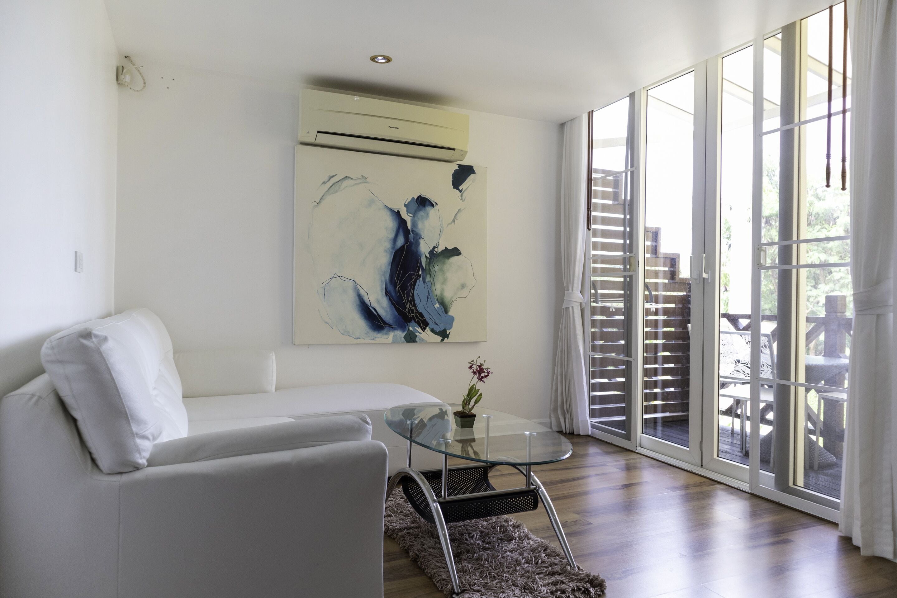 Superior Suite | 1 bedroom, minibar, in-room safe, desk