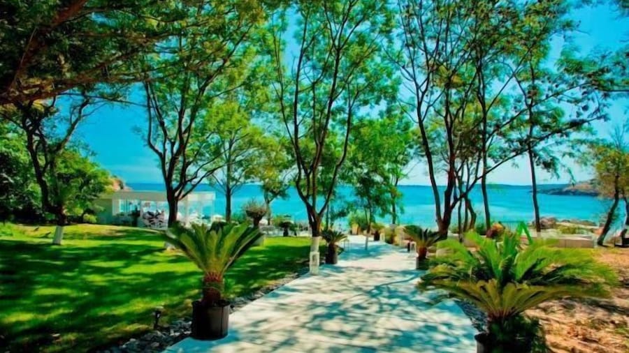 Sunny Apartment in Burgas