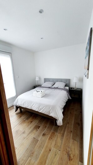 1 Schlafzimmer, Reisekinderbett, kostenloses WLAN, Bettwäsche