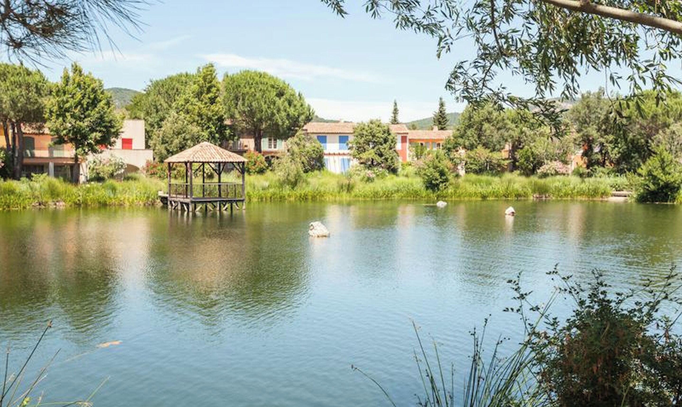 Jardines del alojamiento