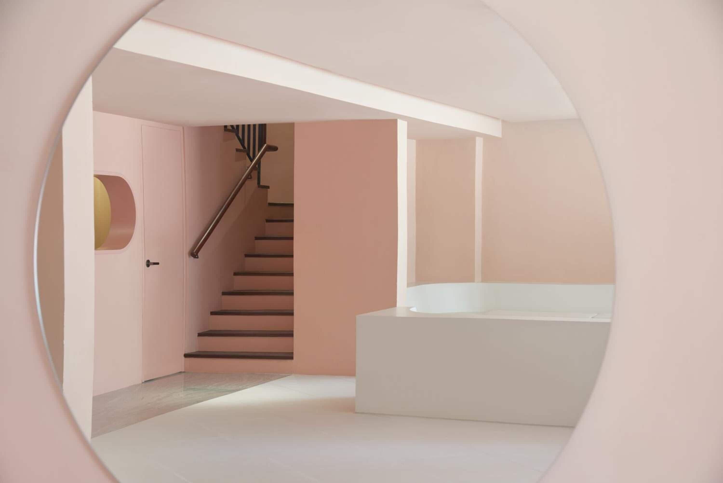 Foto - KINN Capsule - HER Space, Female Only