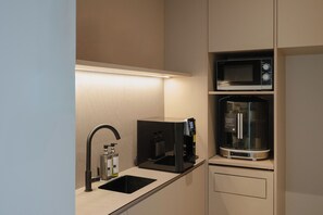 Property amenity - KINN Capsule: HER Space (Female Only) (Singapore)