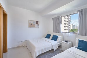 3 chambres, literie de qualité, coffre-fort, rideaux d’obscurcissement