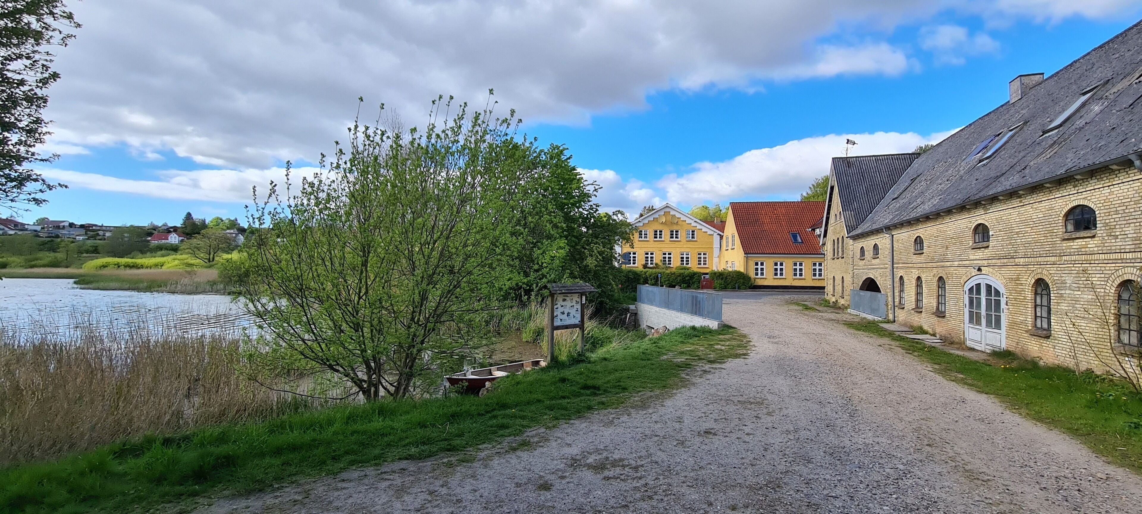 المنشأة من الخارج