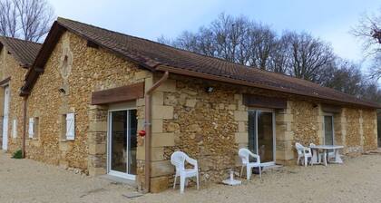 1 week for 10 people from 560 euros depending on period