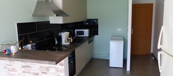 1 week for 10 people from 560 euros depending on period