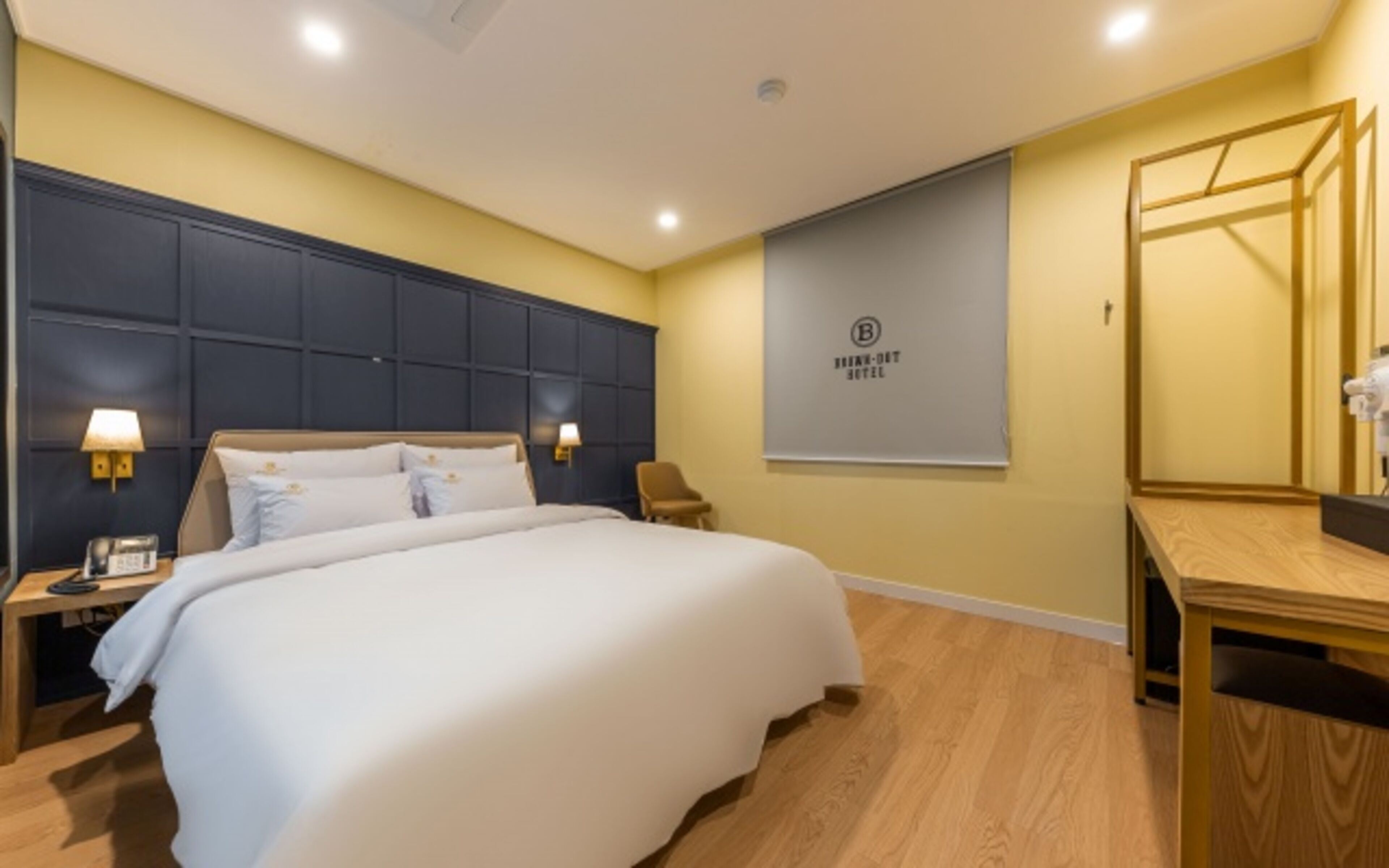 business | free wifi