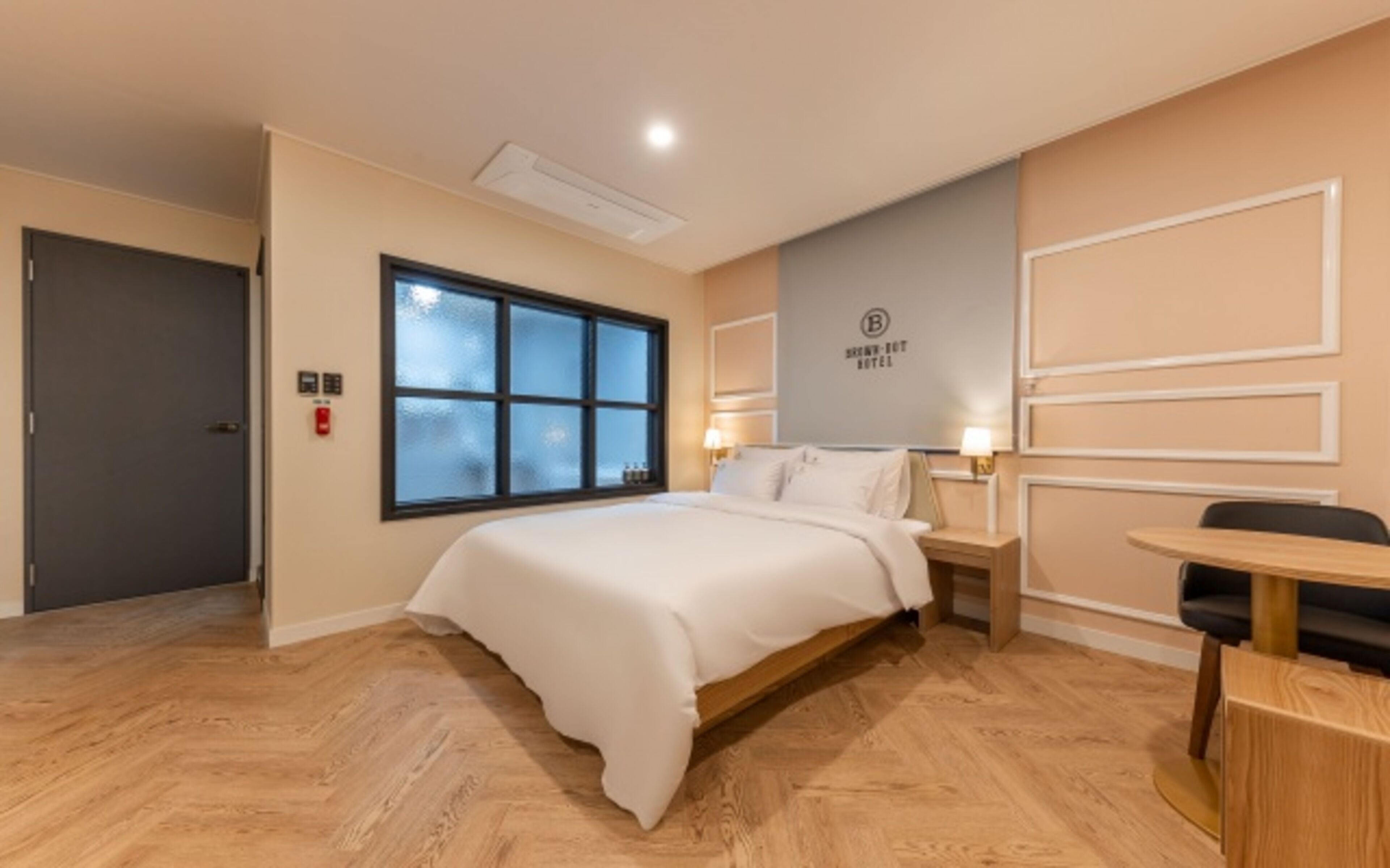 business | free wifi