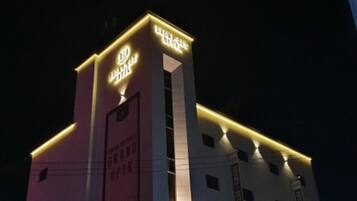 Front of property - evening/night