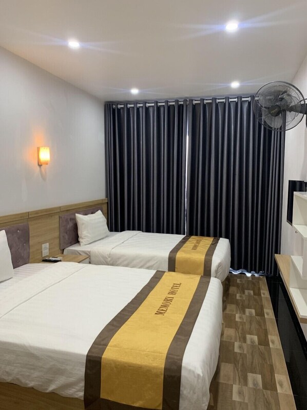 Minibar, blackout curtains, free WiFi