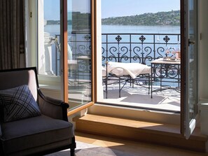 Room - The Woodward An Oetker Collection Hotel (Geneva)
