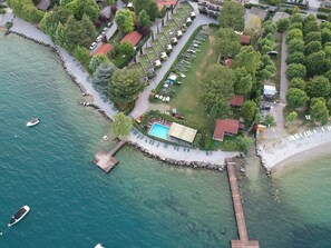 Exterior - Chalet Rio - ground floor with private garden. (San Felice del Benaco)