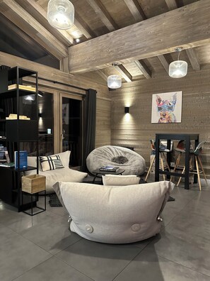 Executive lounge - Victoria Lodge, Friendly Hotel (Val-d'Isere)