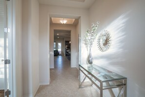 Interior - NW Austin Getaway in Leander, Crystal falls Golf Course,HEB Center, Cedar Park  (Leander)