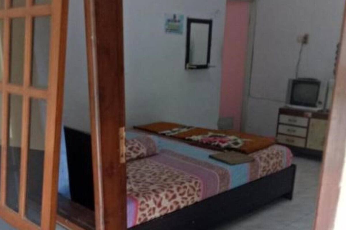 มินิบาร์, โต๊ะทำงาน, พื้นที่ทำงานแบบใช้แล็ปท็อป, เตารีด/โต๊ะรีดผ้า