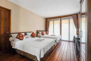 Bureau, espace de travail pour ordinateur portable, Wi-Fi gratuit