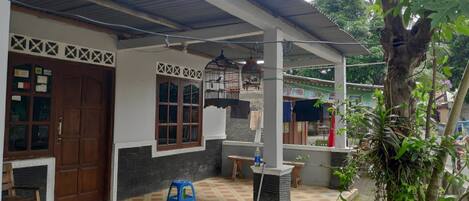 Bagian depan properti