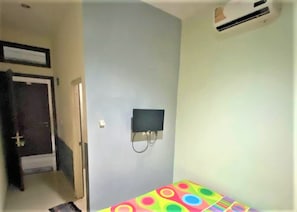Habitación estándar | 1 habitación, escritorio, wifi gratis y ropa de cama