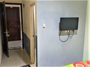 ห้องสแตนดาร์ด | ทีวี