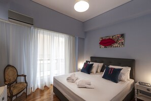 Departamento clásico | 3 habitaciones, decoración personalizada y muebles diferentes 