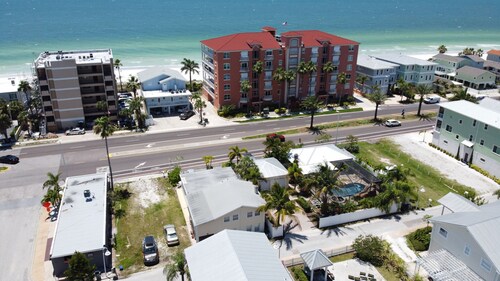 Indian Shores Triplex