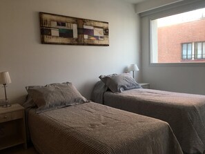 2 bedrooms, Internet