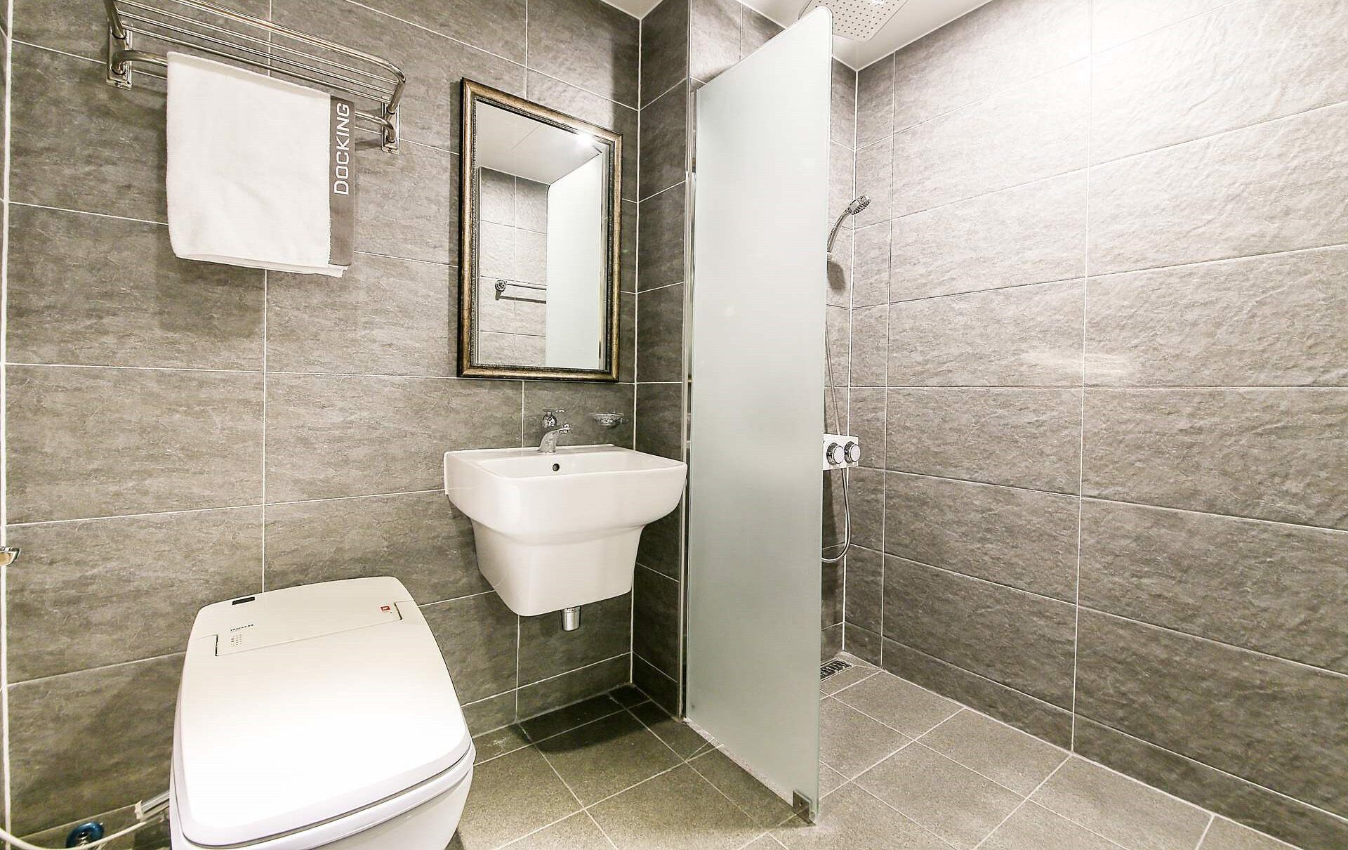 standard room | bathroom | separate bathtub and shower, deep-soaking bathtub, rainfall showerhead