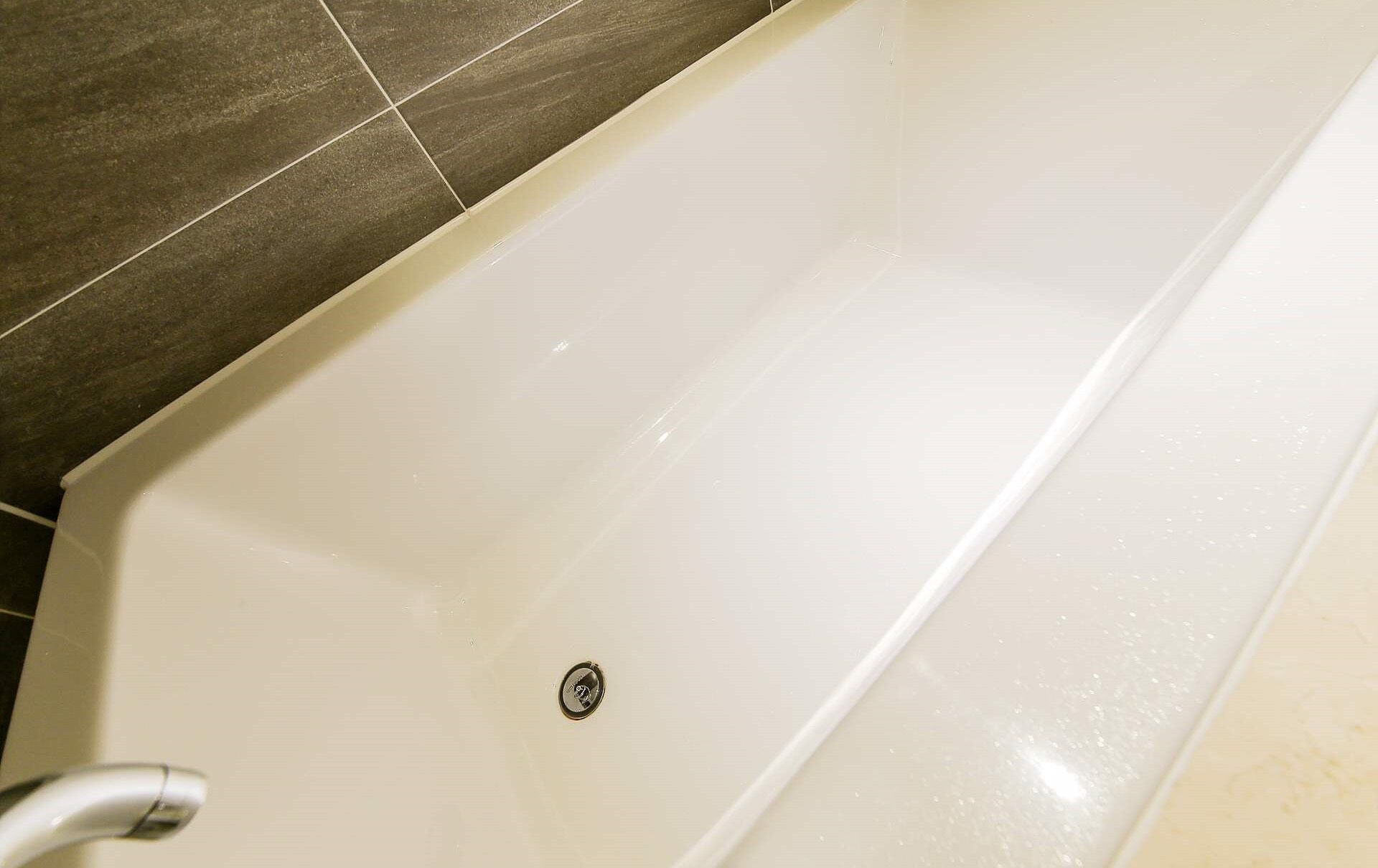 suite twin room | deep-soaking bathtub